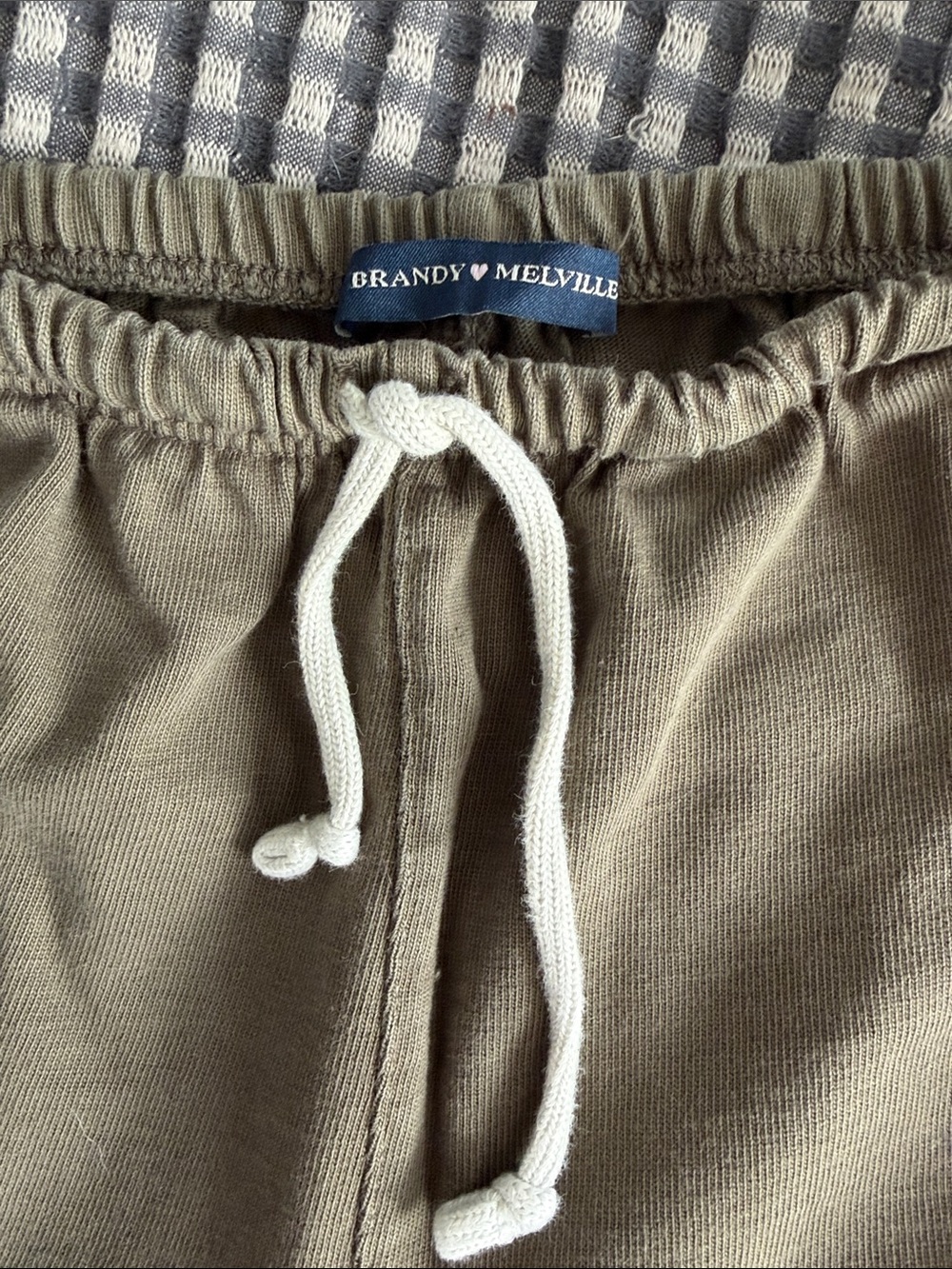 Brandy Melville Low Waist Ankle Sweatpants - Picture 2 of 3